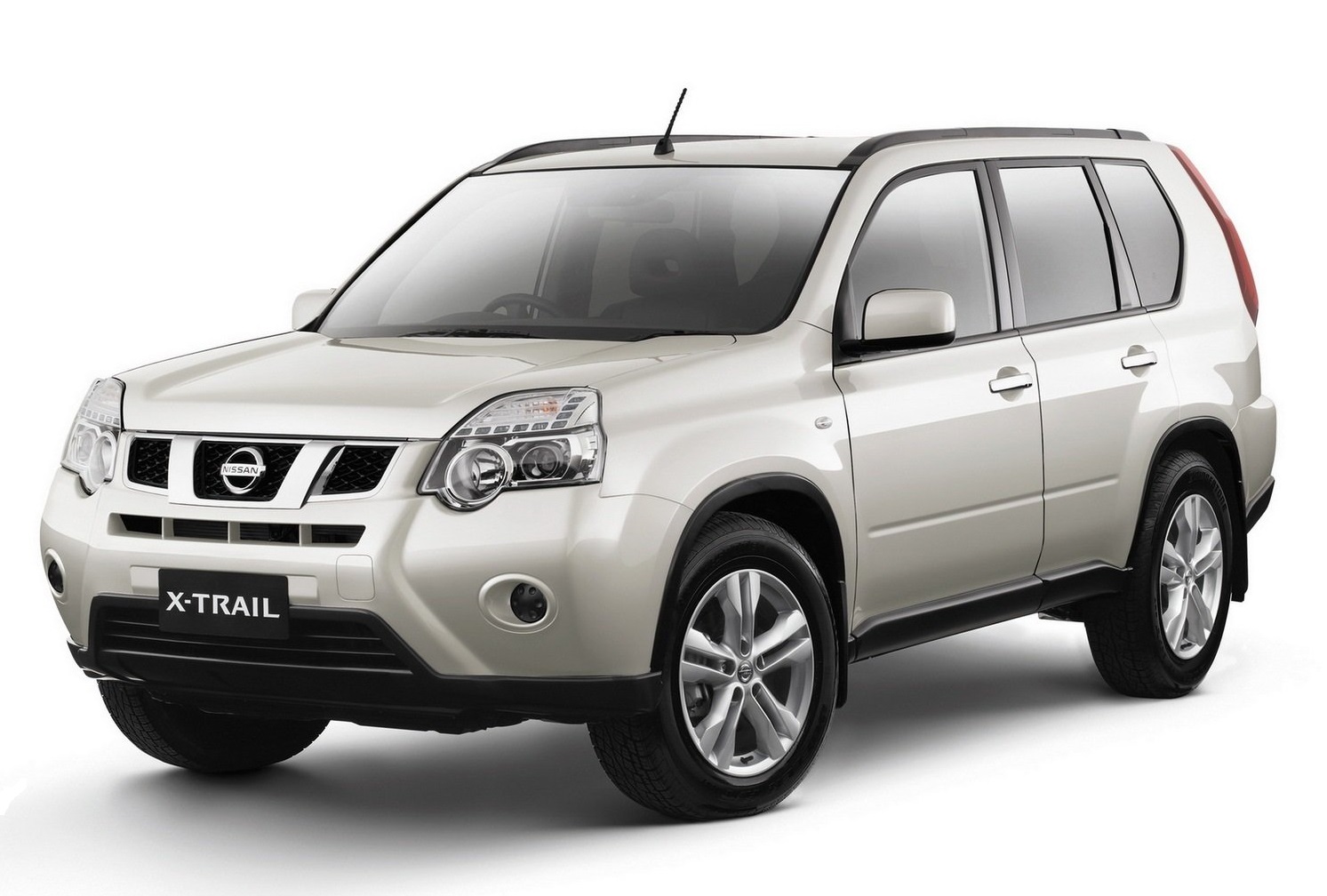X-TRAIL (T31) 2007-2014